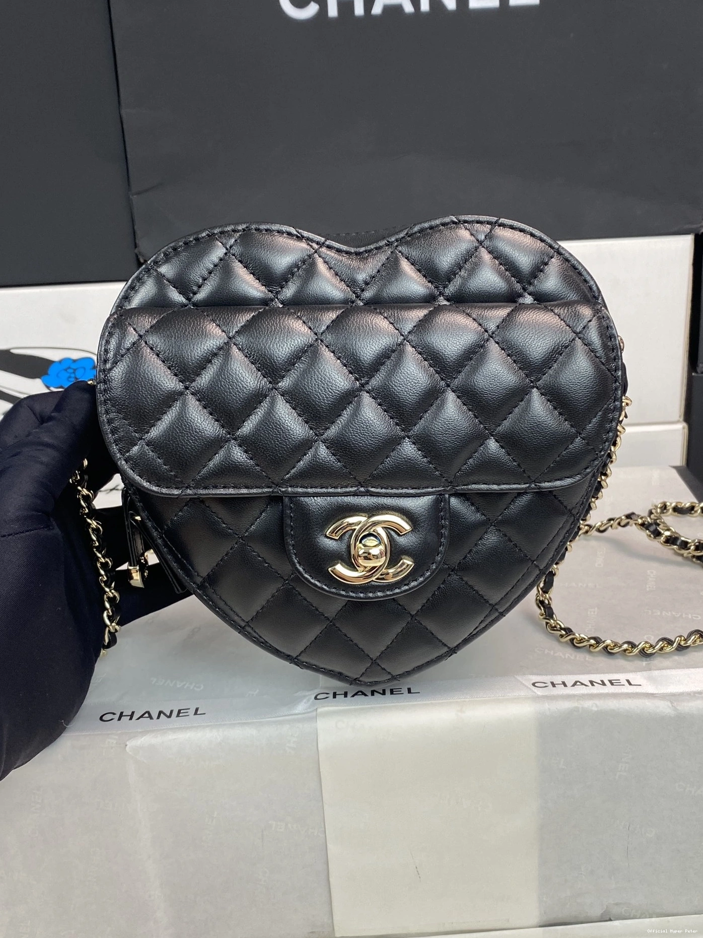 HyperPeter Bag-18*16.5*6.5CM Heart CHANEL 0729